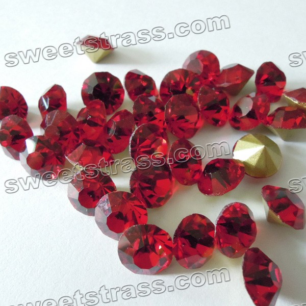 China Pointed Back Rhinestone Chatons Wholesale Siam