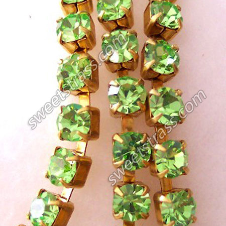 Peridot Glass Rhinestone Cup Chain Wholesale