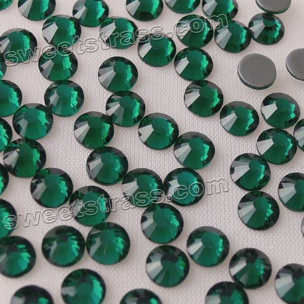 SS6-SS30 Green Emerald Hot Fix Flat Back Crystal Stone For Clothing