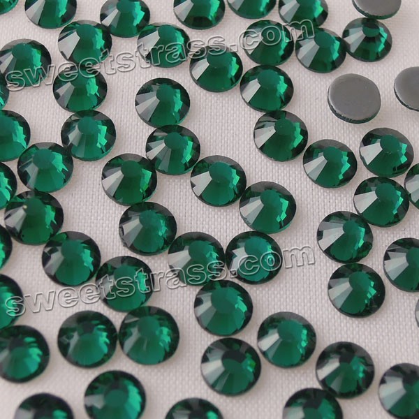 Strass Hotfix PureCrystal 2080/4 - 4 mm Crystal Powder Green x20