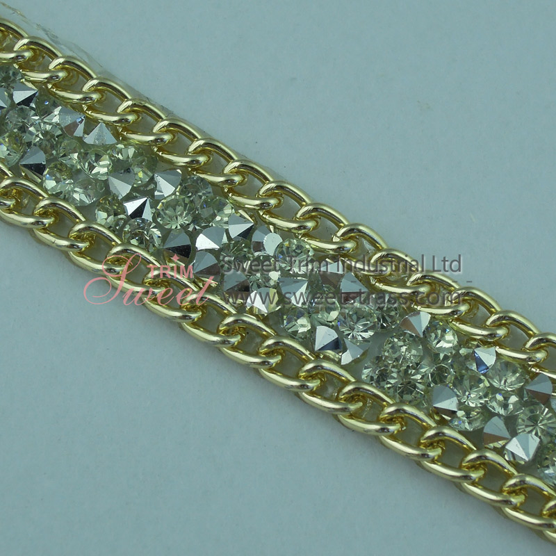 <b>Hot Fix Resin Chaton And Chains By The Yards For Shoes Wholesale</b>