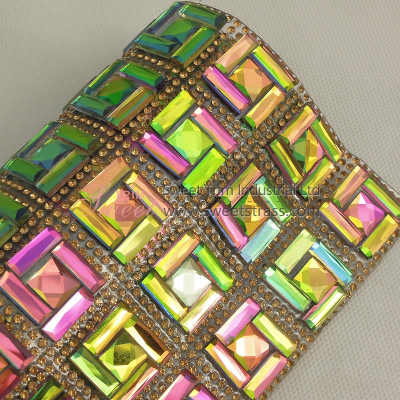 Wholesale Colorful Rhinestone Strass Hot Fix Trim