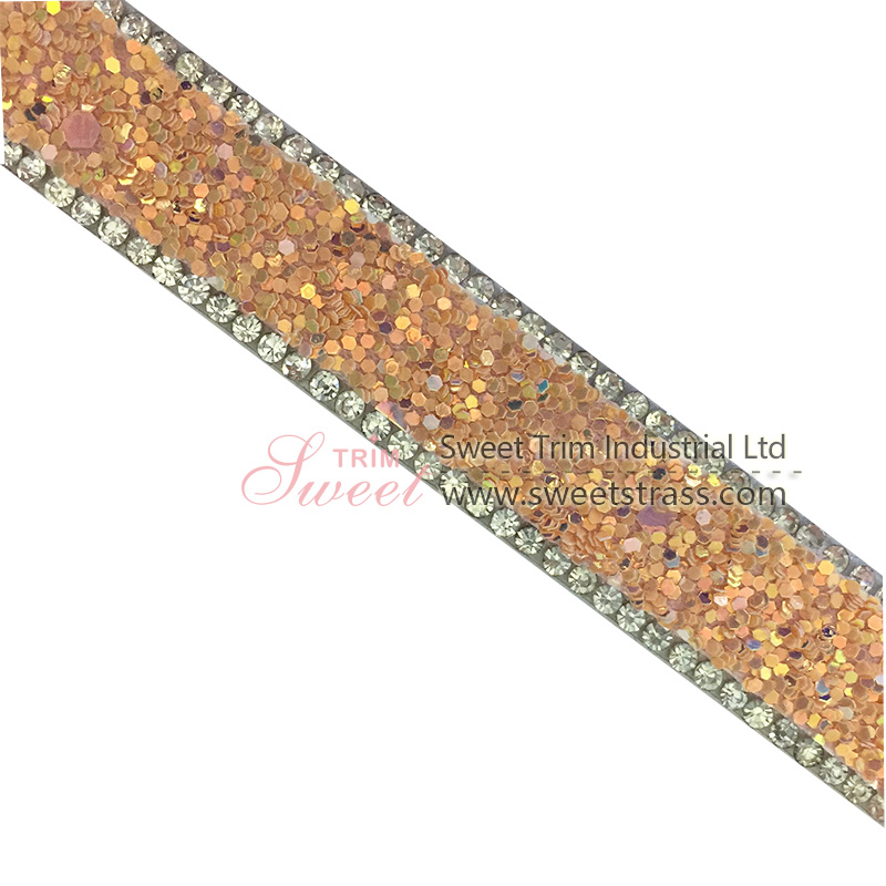 Iron on Glass Gold Beaded Rhinestone Chain Trim for Clothing Decoration -  China Rhinestone Banding and Iron on Rhinestone Trim price