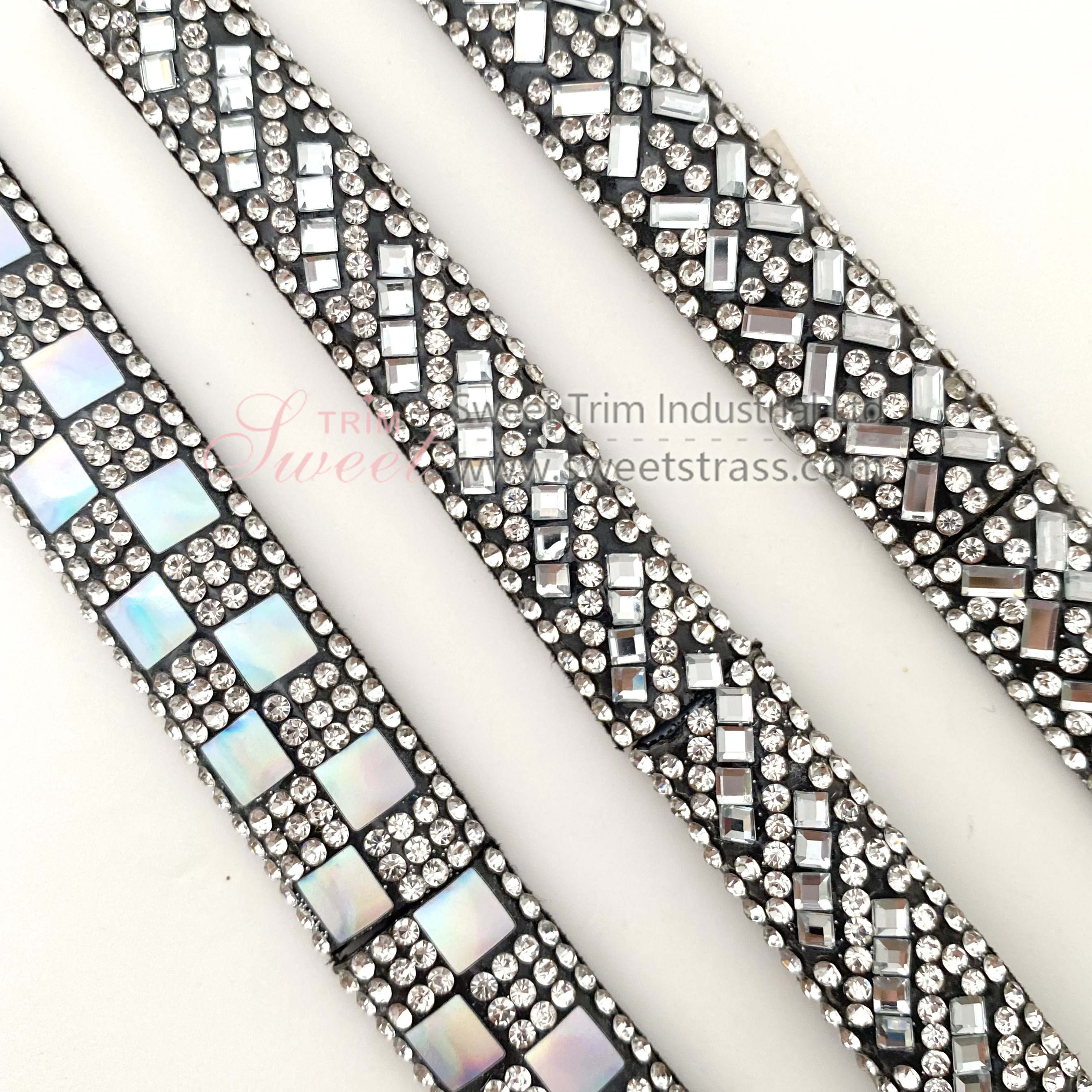 Gold bottom rhinestone tube diamond rope with hole DIY, Jewelry Cord Rope String with Crystal Rhinestone