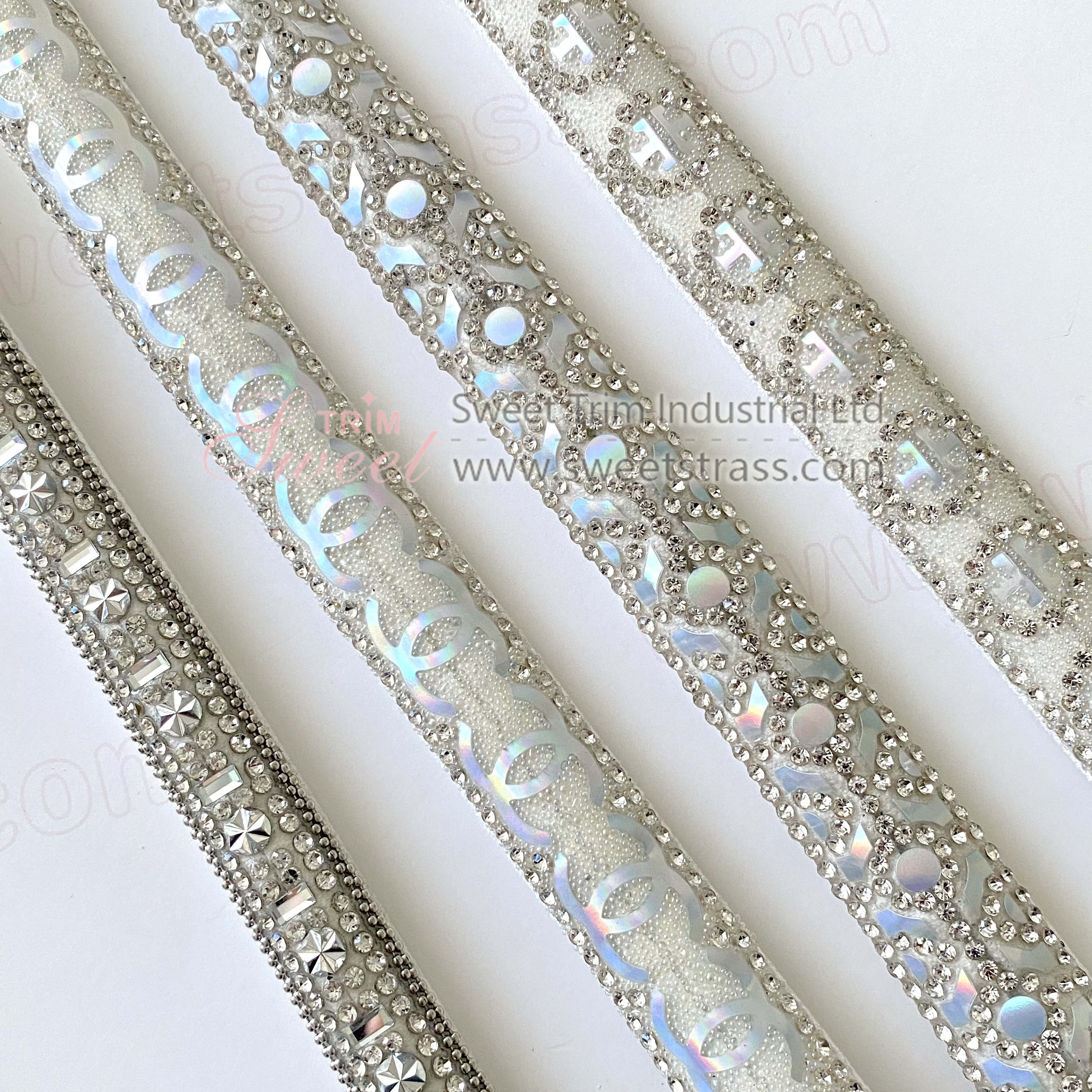 Wholesale High Quality Fashion Custom Design Sequin Hot Fix Rhinestone Trimming Rope